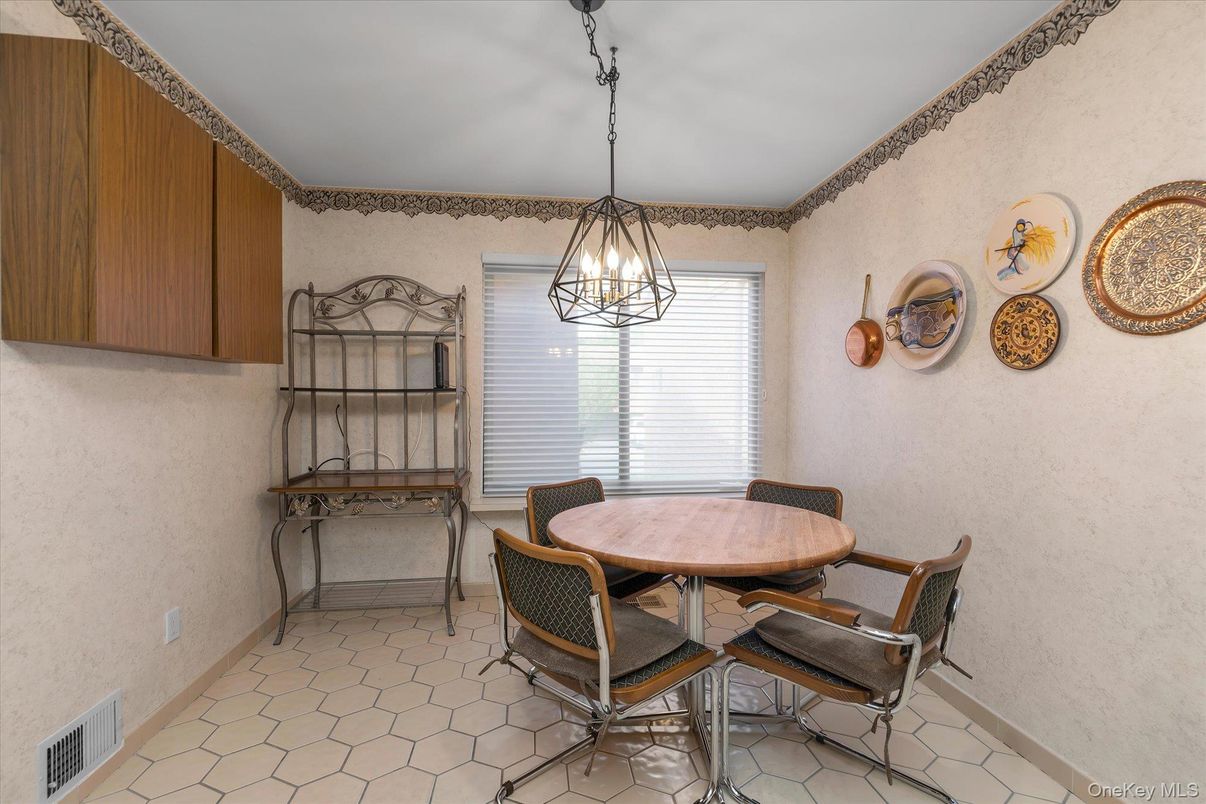 Dining room, Interior, Pendant Lights