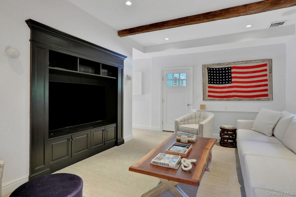 Interior, Living room, Recessed Lighting, Wooden Beams