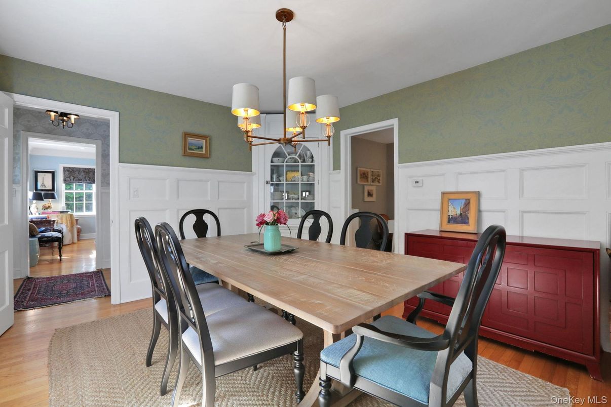 Chandelier, Dining room, Interior, Wood Texture Flooring