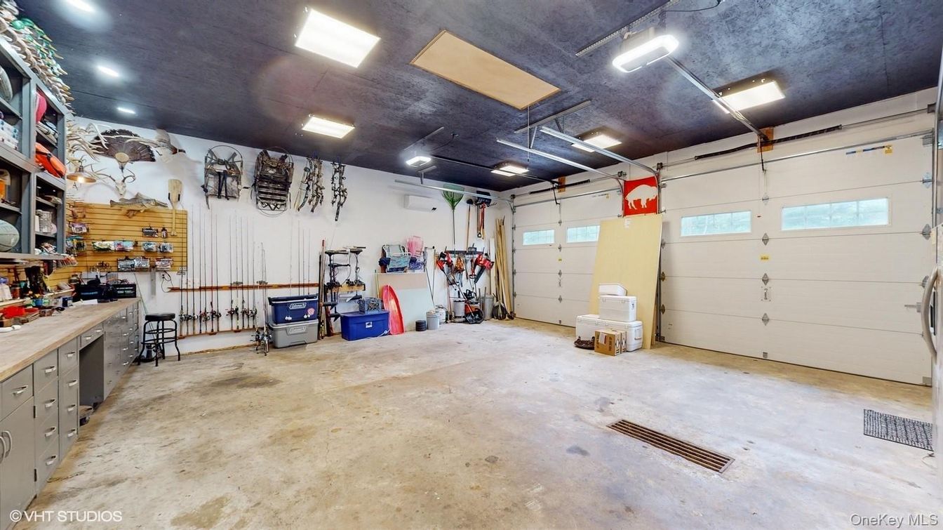 Garage, Interior, Recessed Lighting