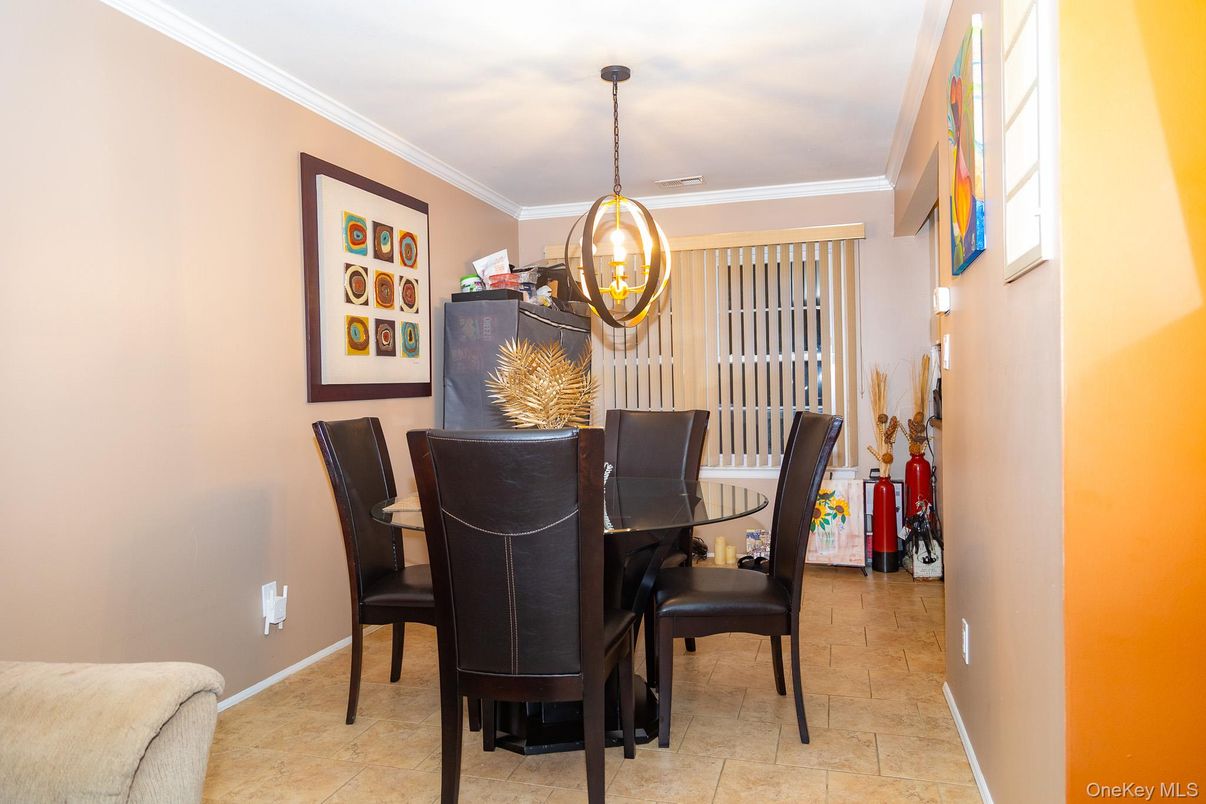 Dining room, Interior, Pendant Lights