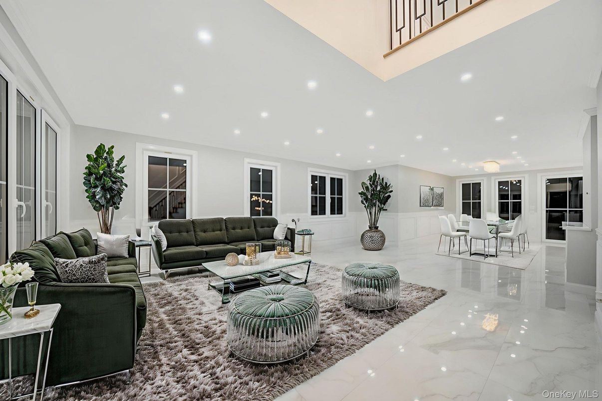 Dining room, Interior, Living room, Marble, Recessed Lighting