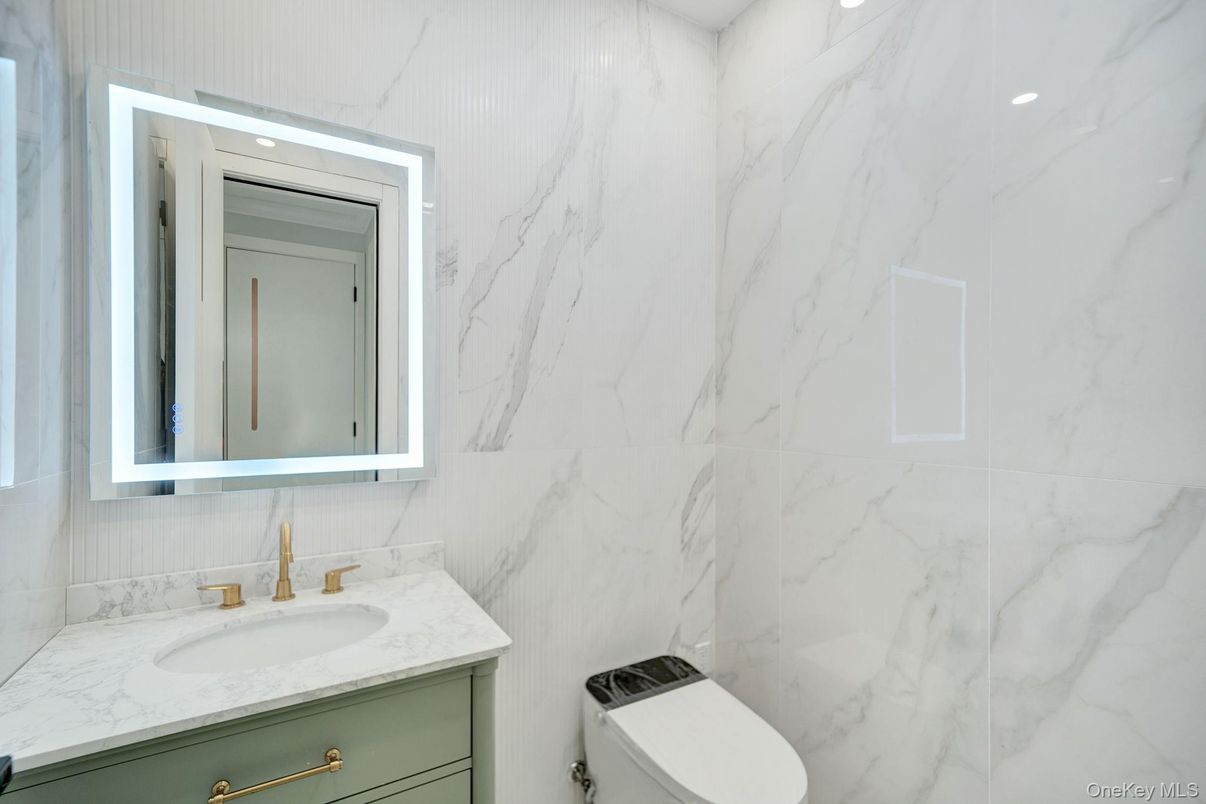 Bathroom, Interior, Marble Walls