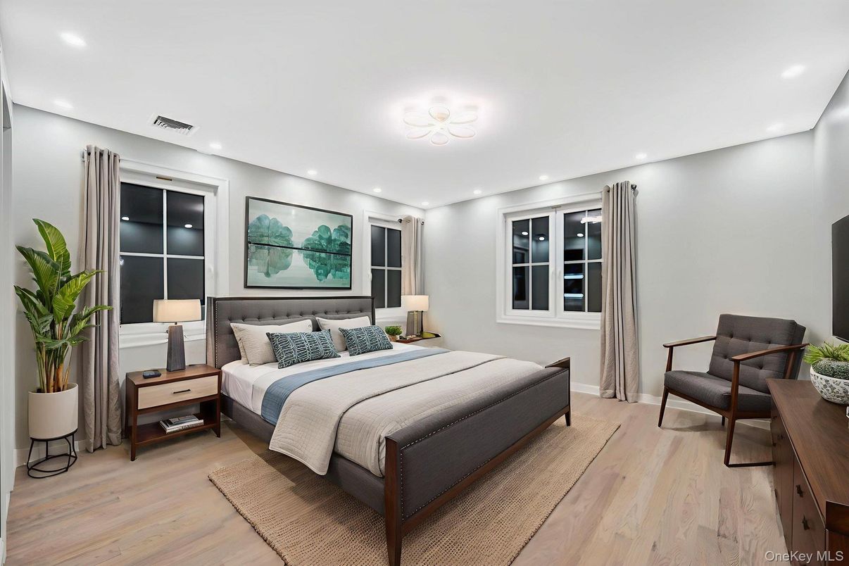 Bedroom, Interior, Recessed Lighting, Wood Texture Flooring