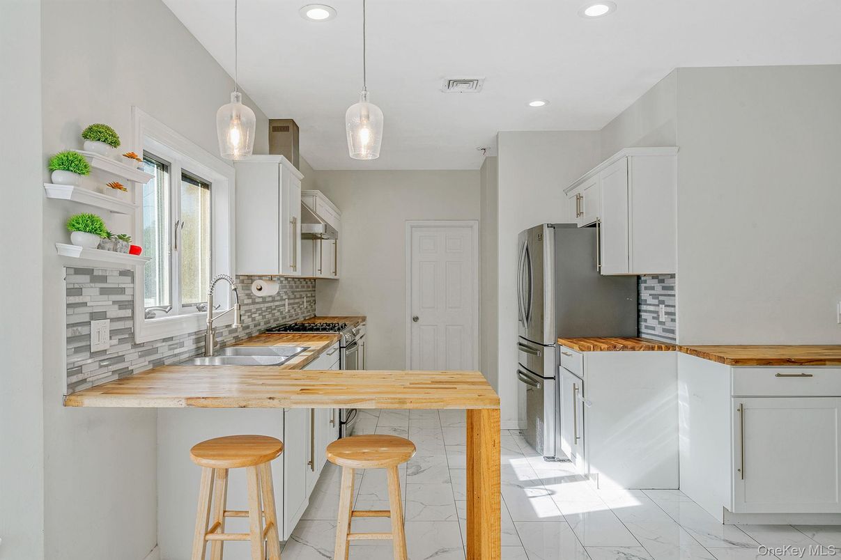 Interior, Kitchen, Marble, Pendant Lights, Recessed Lighting