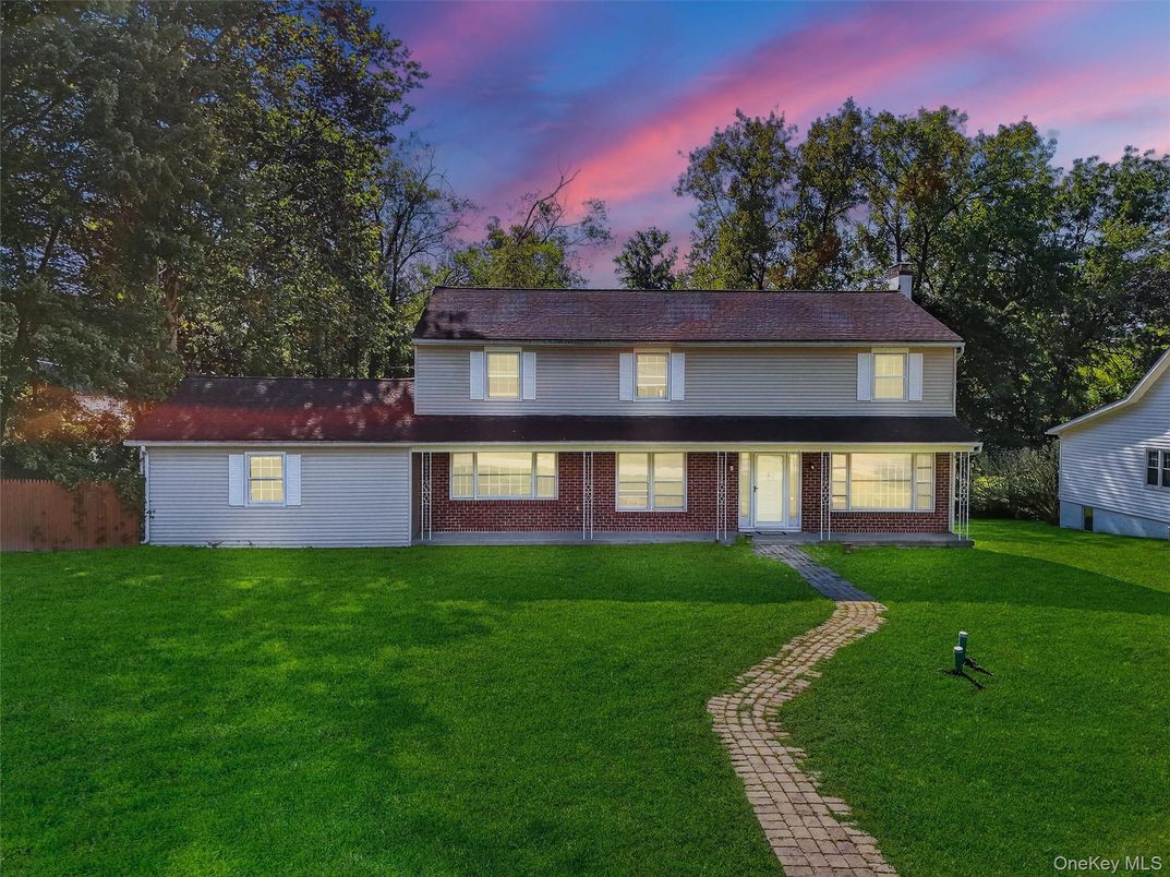 Backyard, Exterior, Facade, Brick Facade, Split Level