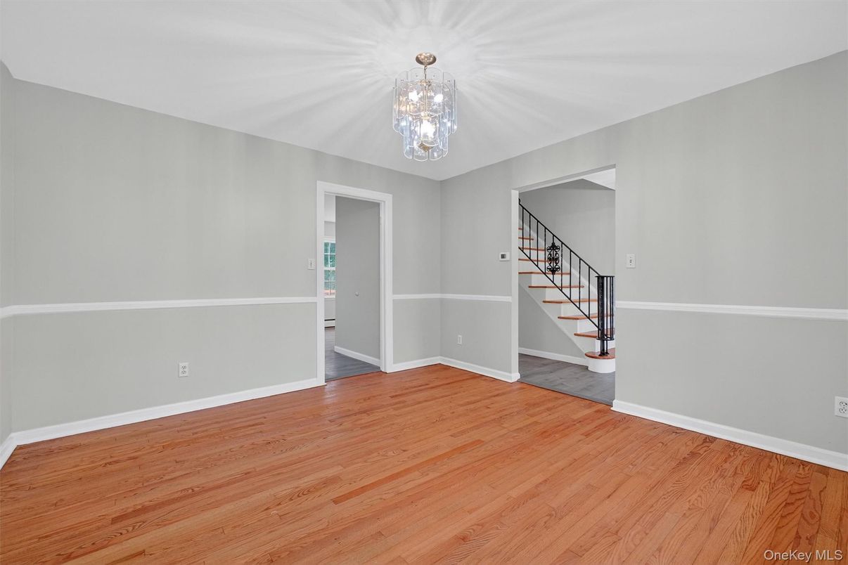 Chandelier, Empty room, Interior, Wood Texture Flooring
