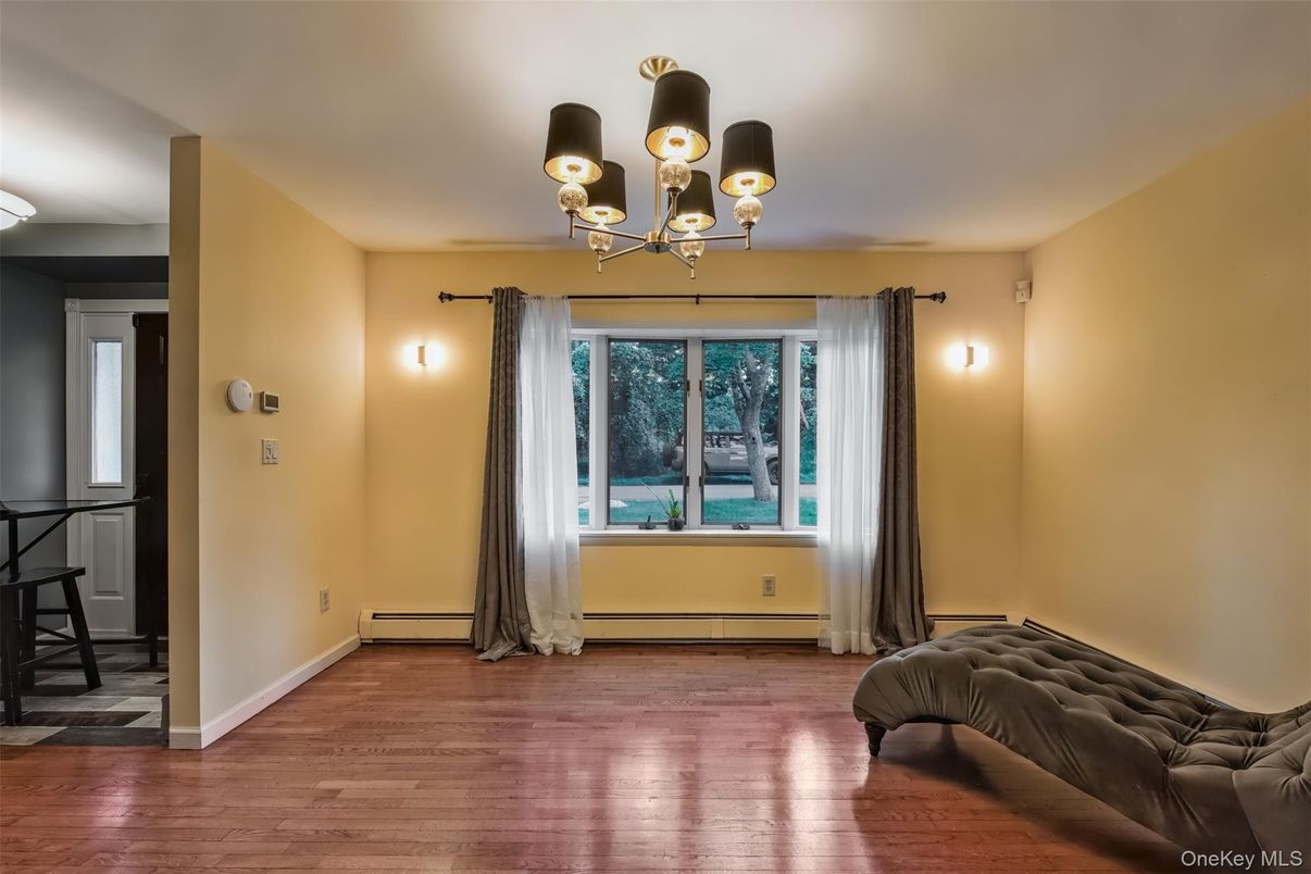 Chandelier, Interior, Wood Texture Flooring