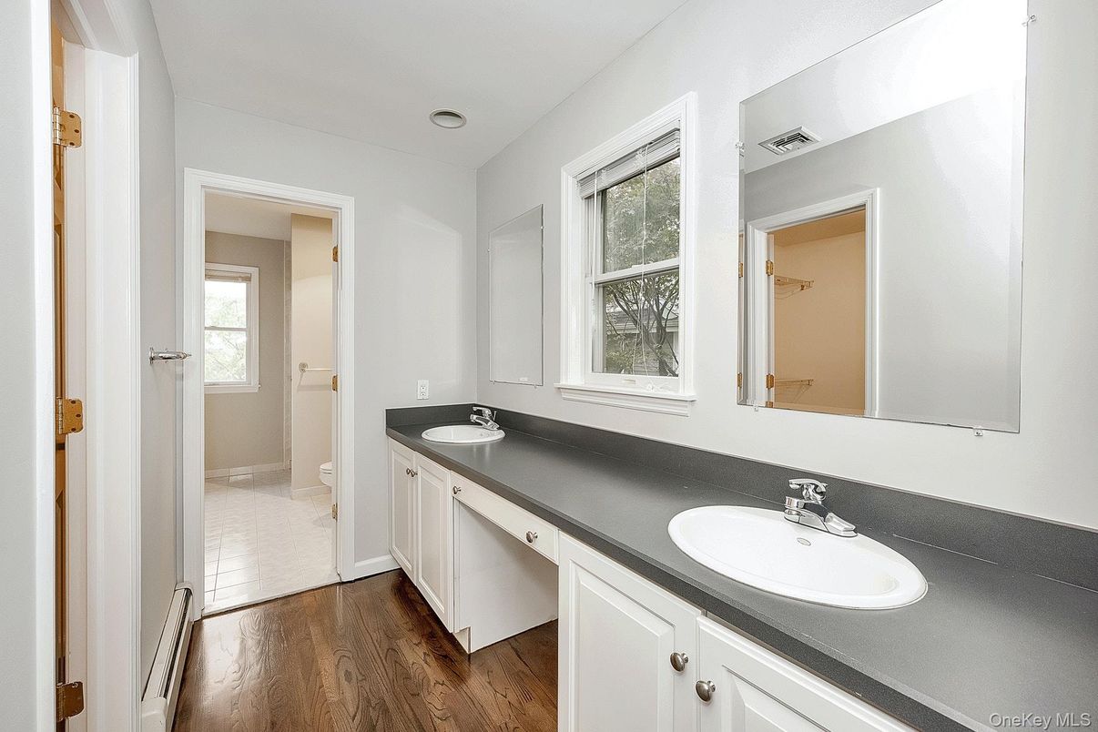 Bathroom, Dual Sink Vanities, Interior, Wood Texture Flooring