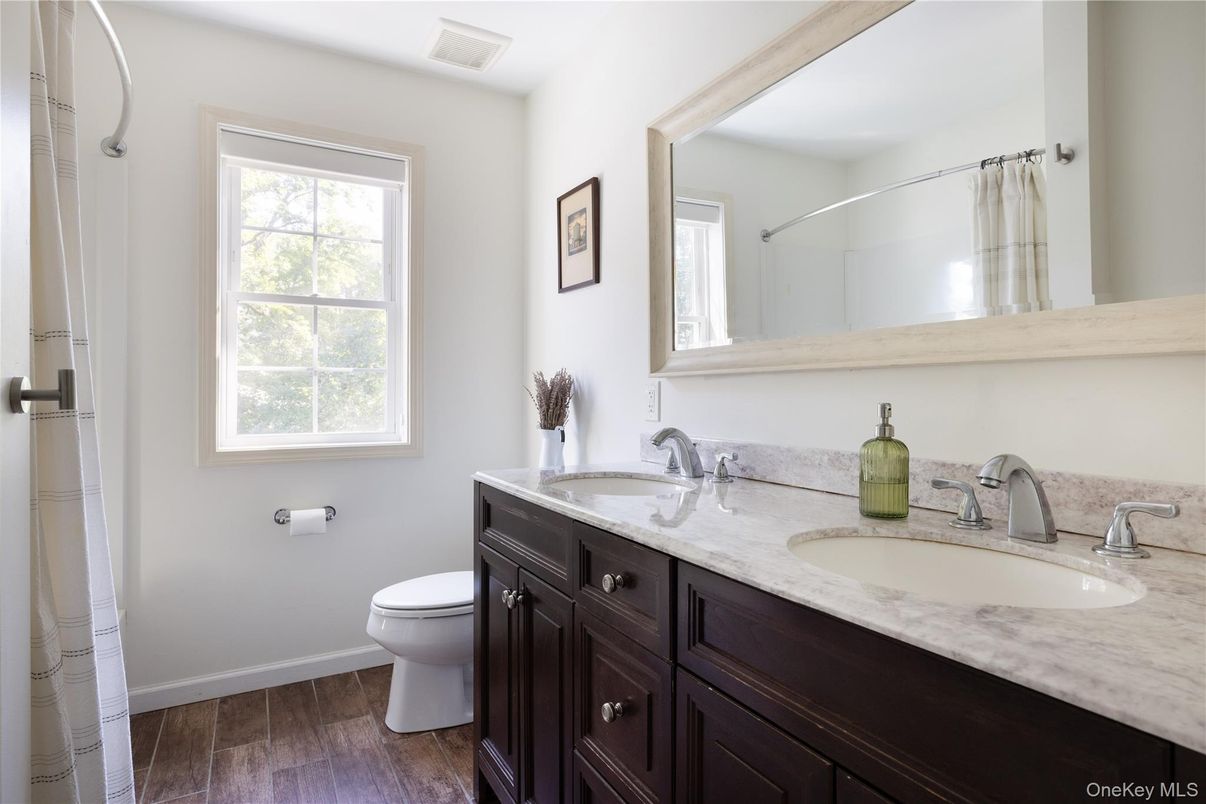 Bathroom, Dual Sink Vanities, Interior, Wood Texture Flooring