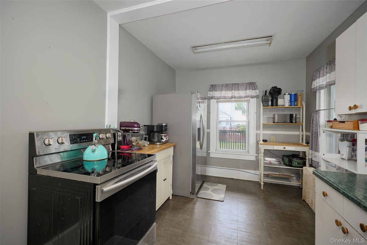 Interior, Kitchen, Stainless Steel Appliances
