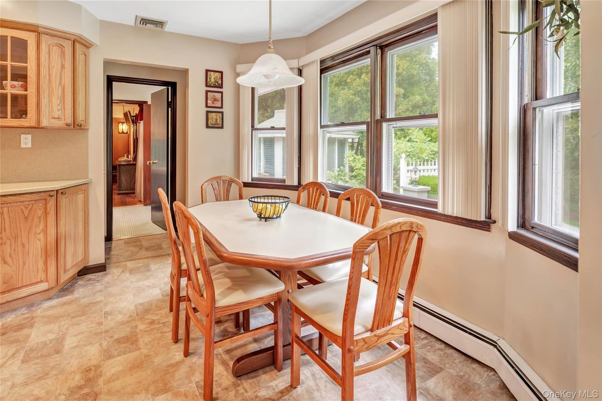 Dining room, Interior, Pendant Lights