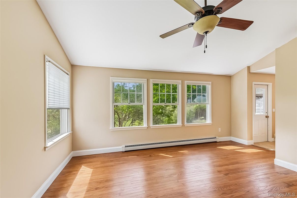 Empty room, Interior, Wood Texture Flooring
