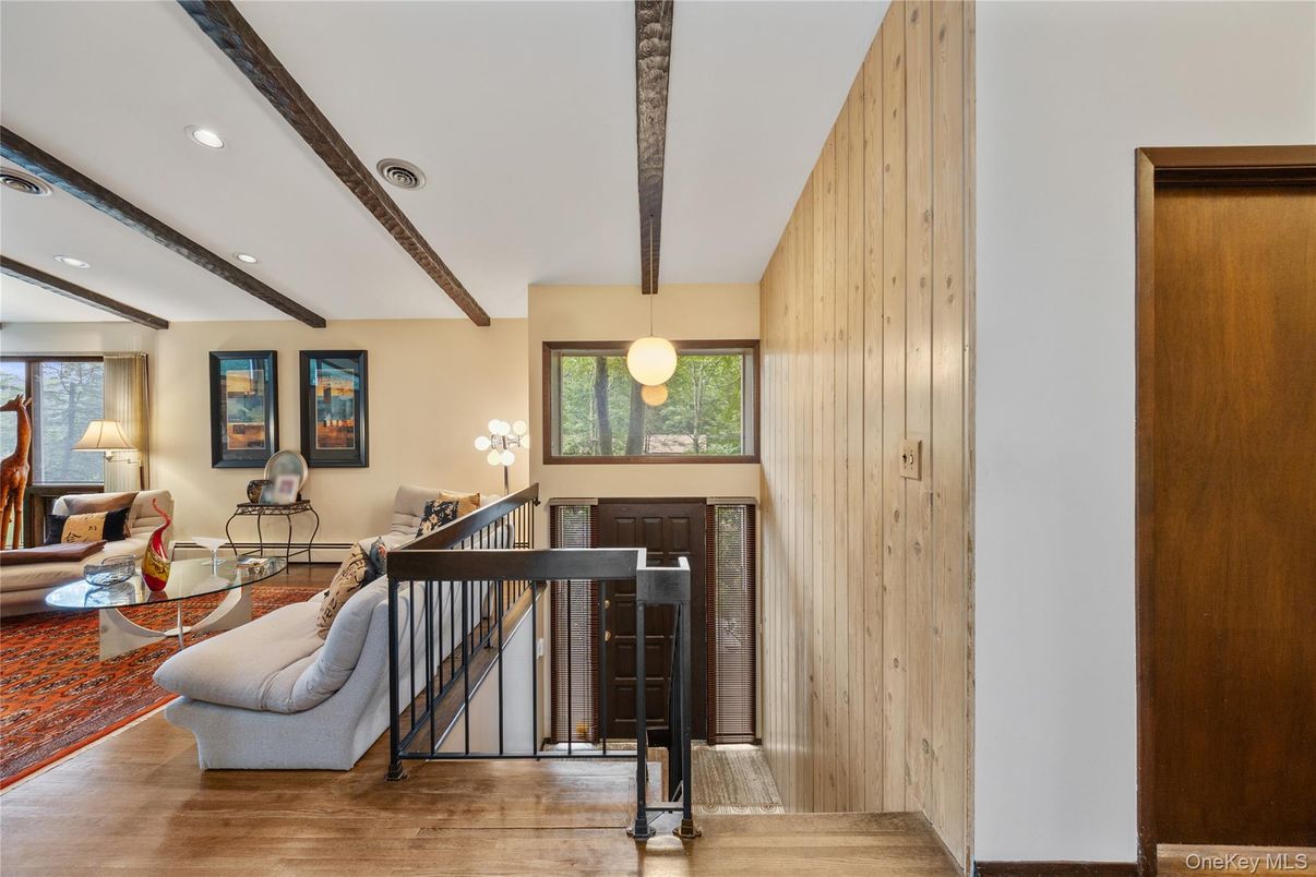 Interior, Living room, Pendant Lights, Recessed Lighting, Wooden Beams, Wood Texture Flooring