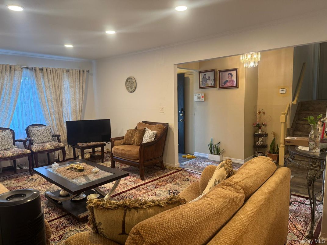 Chandelier, Interior, Living room, Recessed Lighting