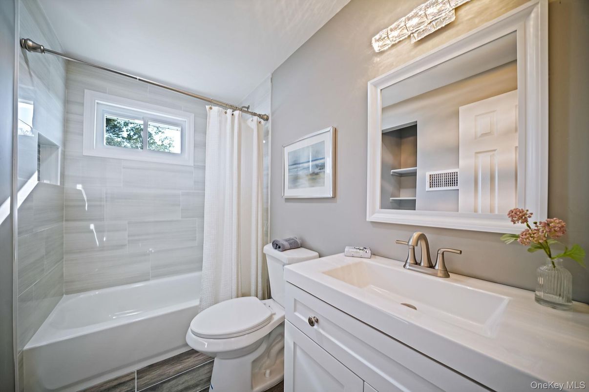 Bathroom, Interior, Wood Texture Flooring