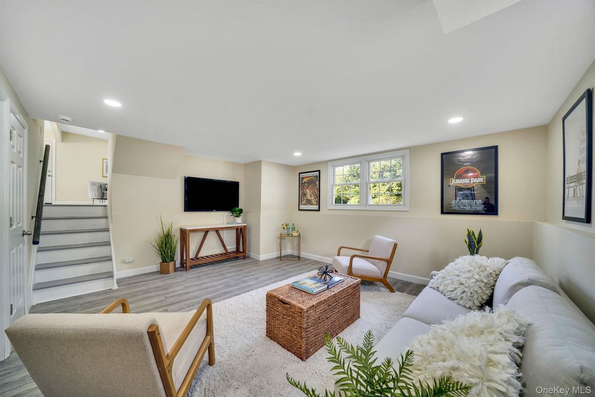 Interior, Living room, Recessed Lighting