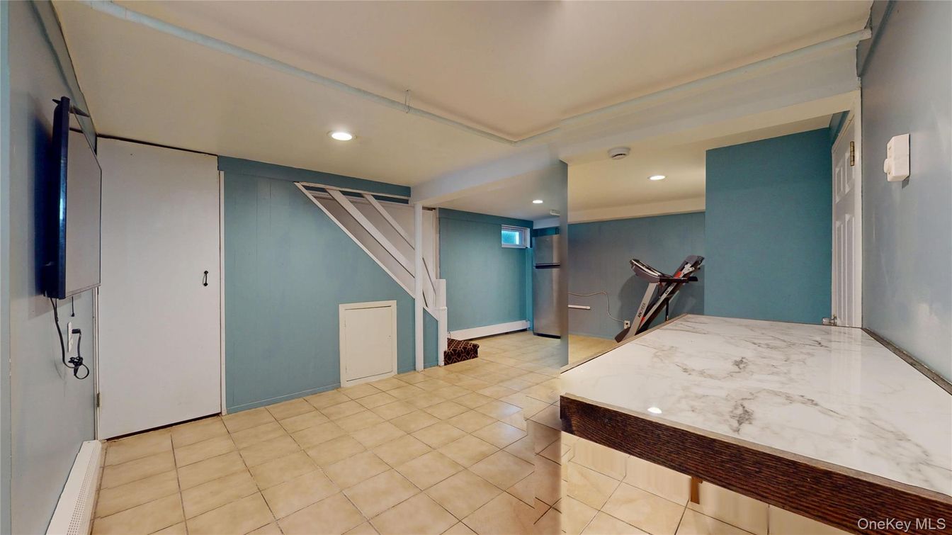 Interior, Recessed Lighting