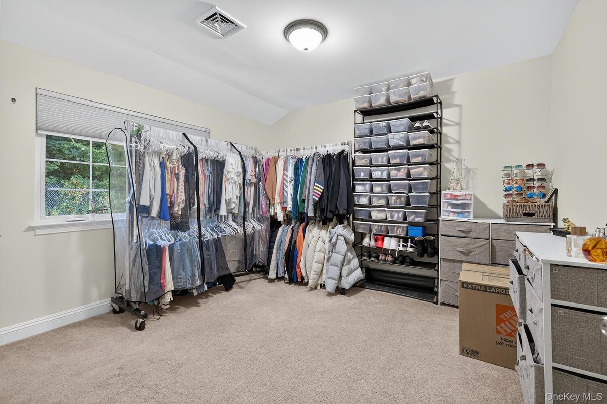 Interior, Walk-in Closets