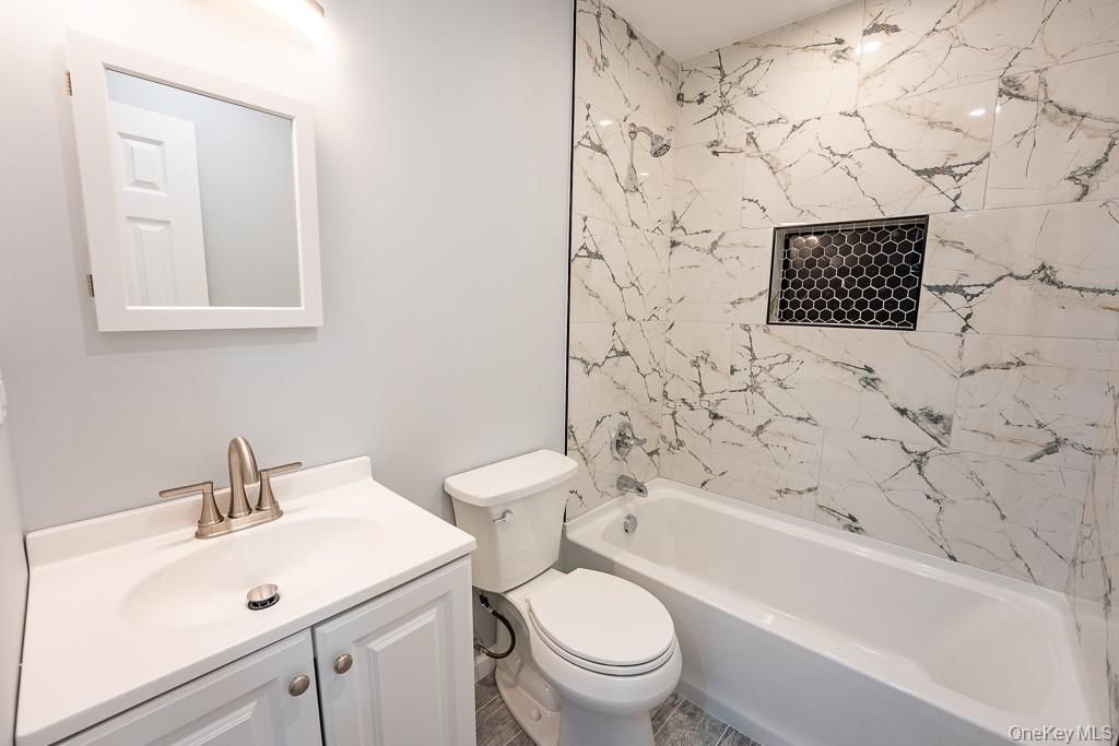 Bathroom, Interior, Marble Walls