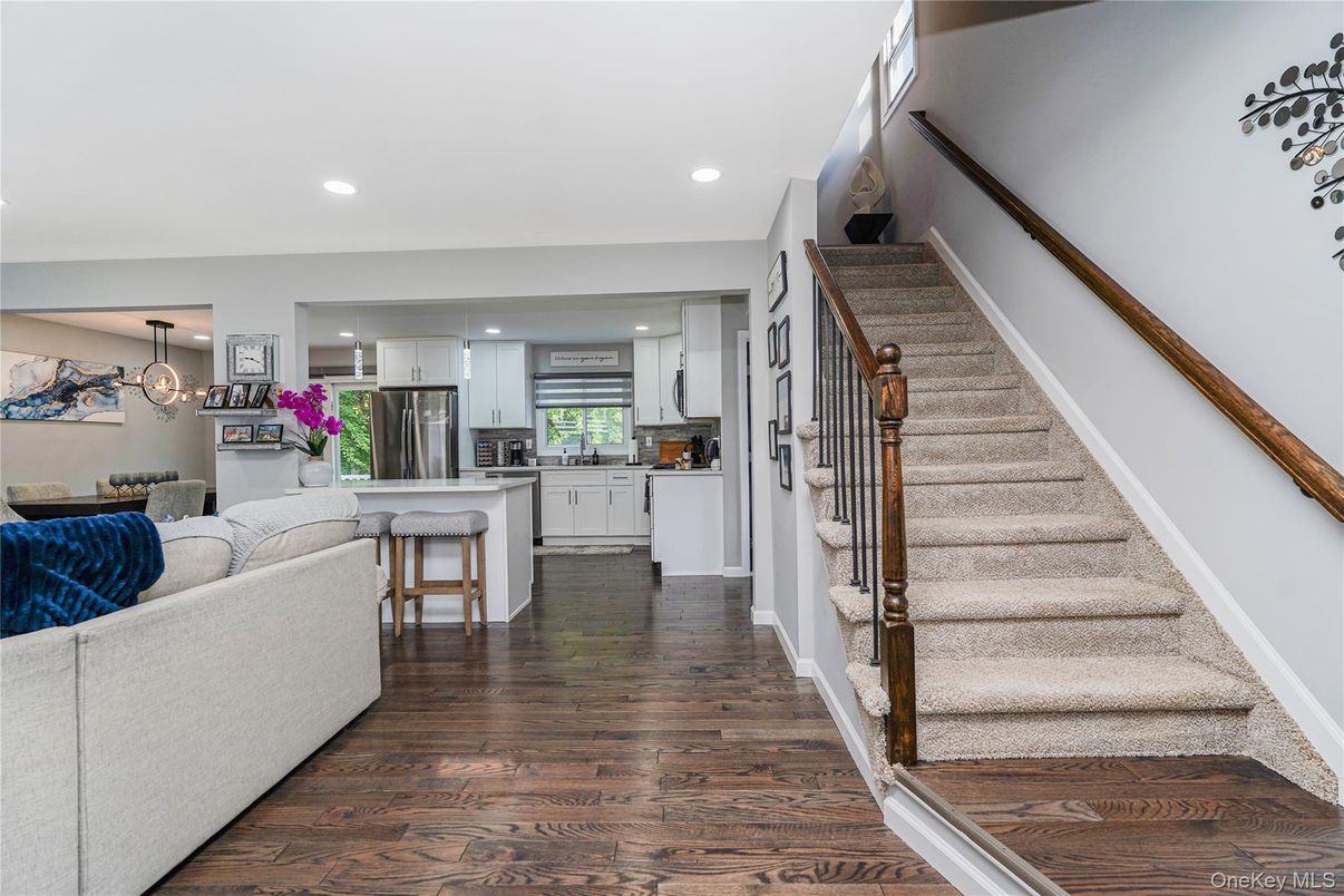 Interior, Kitchen, Living room, Pendant Lights, Recessed Lighting, Stainless Steel Appliances, Wood Texture Flooring