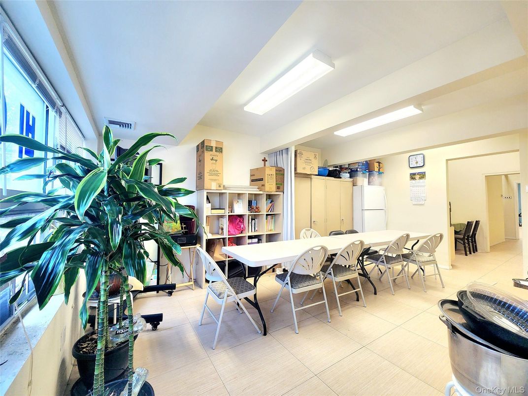 Dining room, Interior