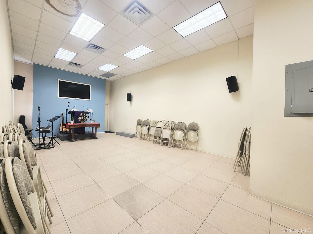 Interior, Recessed Lighting