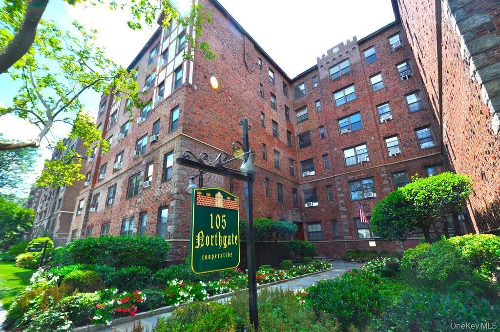 Exterior, Facade, Brick Facade, Condo Building