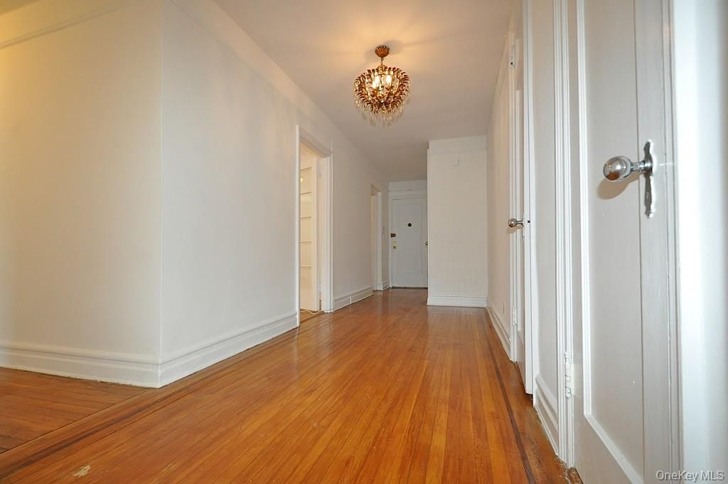 Chandelier, Empty room, Interior, Wood Texture Flooring