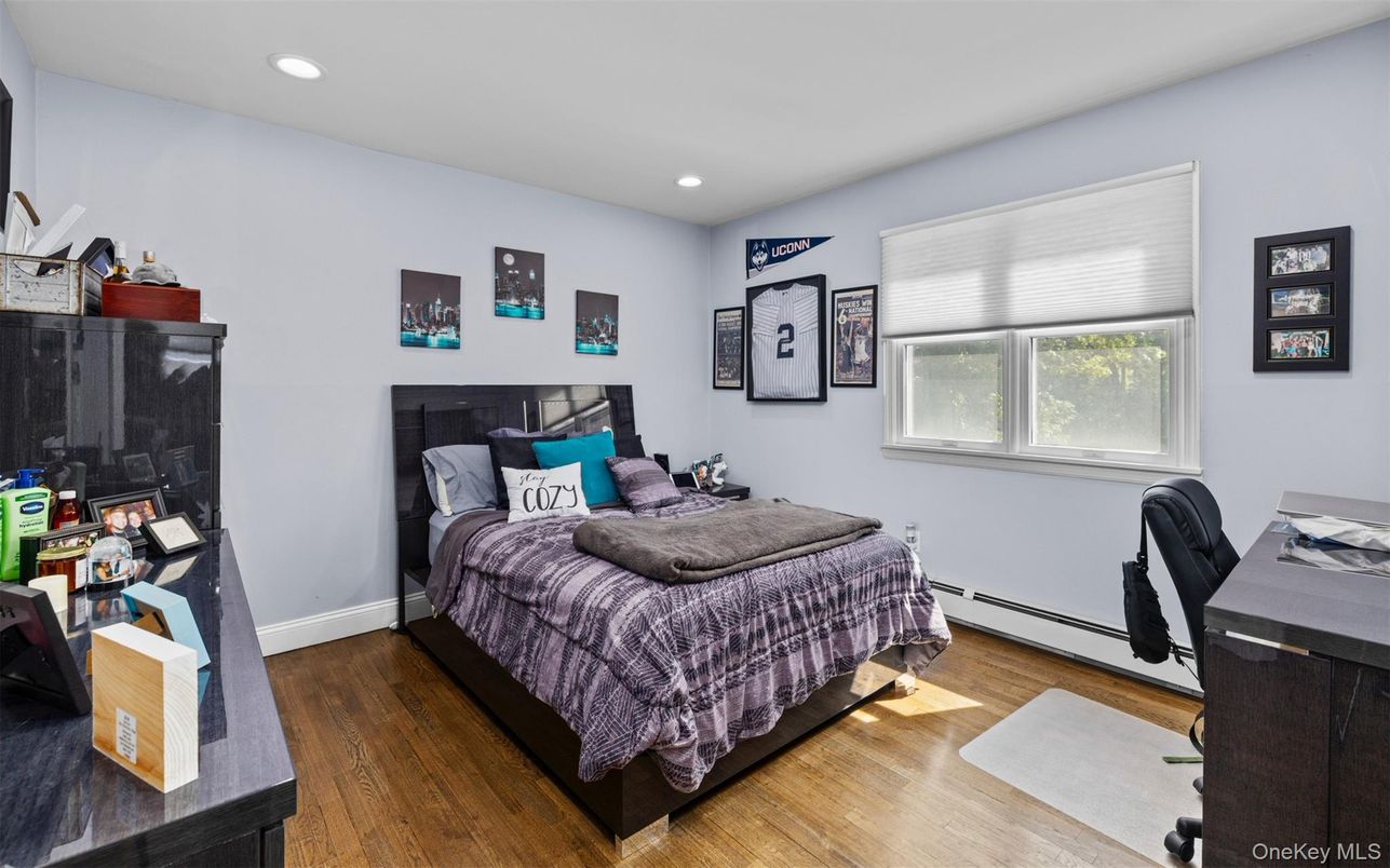 Bedroom, Home Office, Interior, Recessed Lighting, Wood Texture Flooring