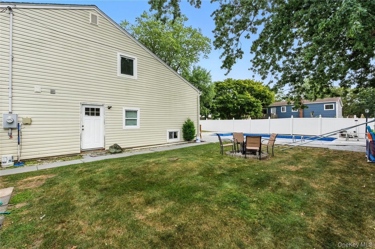 Backyard, Exterior, Playground