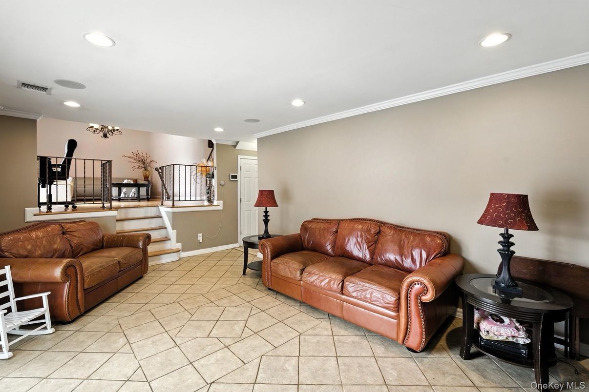 Chandelier, Interior, Living room, Recessed Lighting