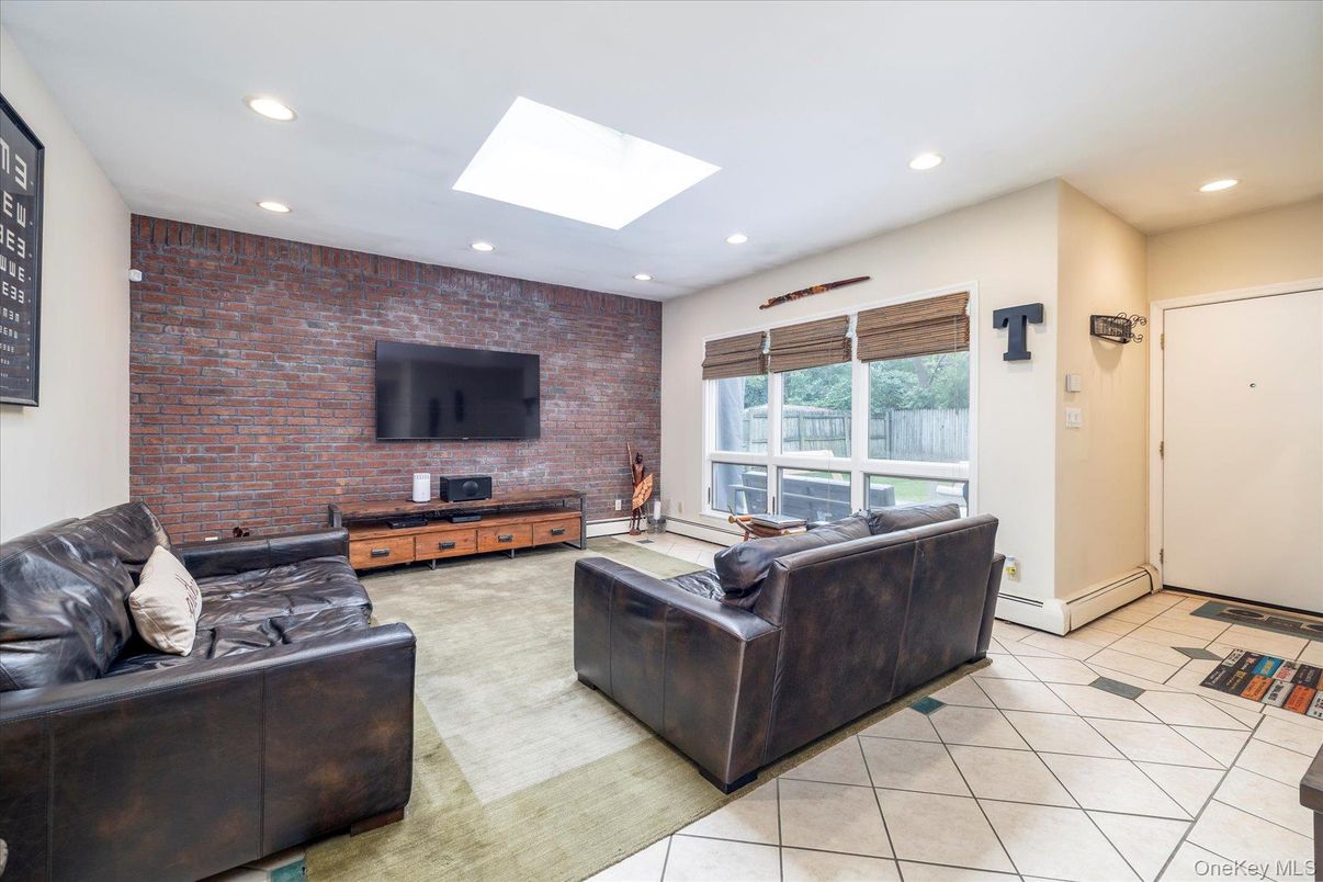 Interior, Living room, Recessed Lighting, Stone Walls