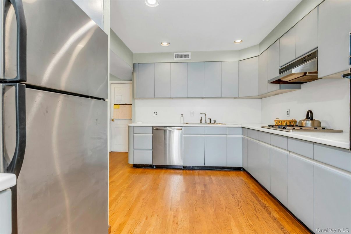 Interior, Kitchen, Recessed Lighting, Stainless Steel Appliances, Wood Texture Flooring