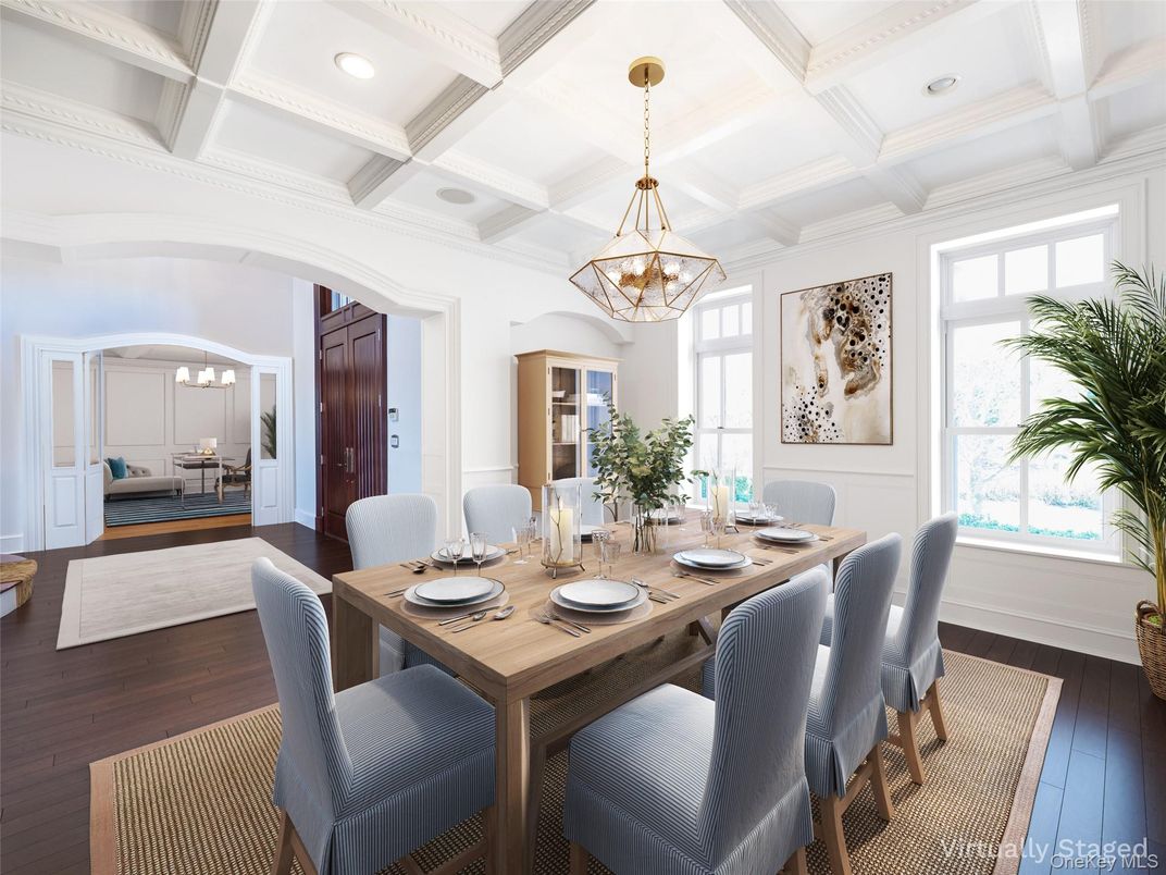 Chandelier, Dining room, Interior, Recessed Lighting, Wood Texture Flooring