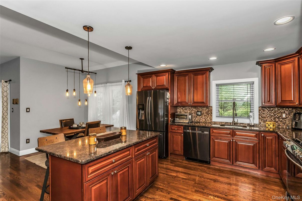 Interior, Kitchen, Pendant Lights, Recessed Lighting, Wood Texture Flooring