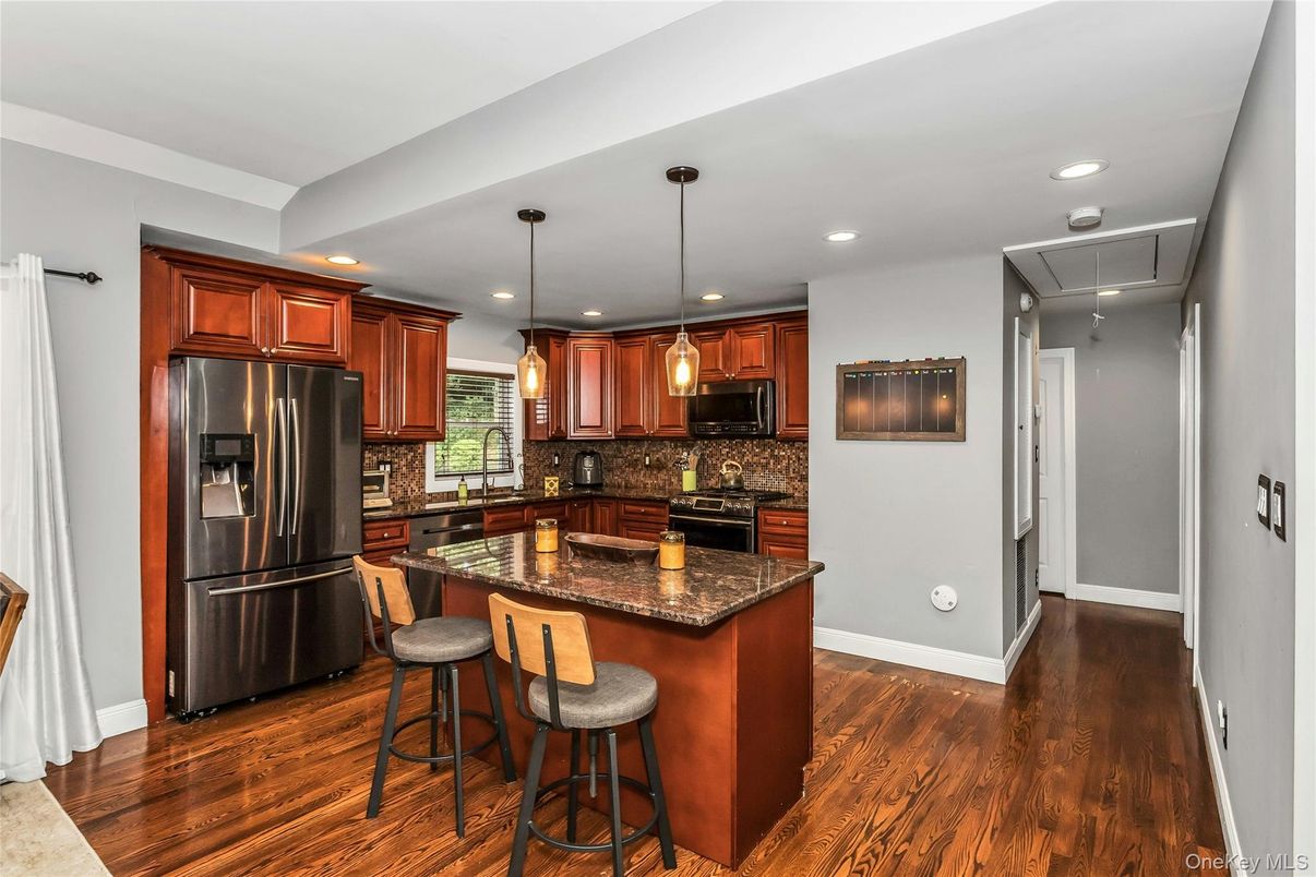 Interior, Kitchen, Pendant Lights, Recessed Lighting, Wood Texture Flooring