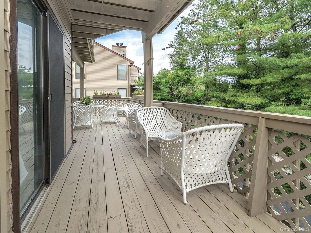 Exterior, Wood Texture Flooring