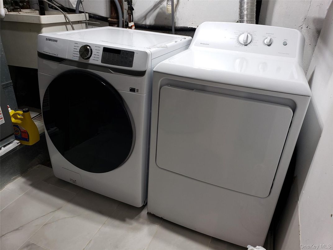 Interior, Utility Closets, Washer