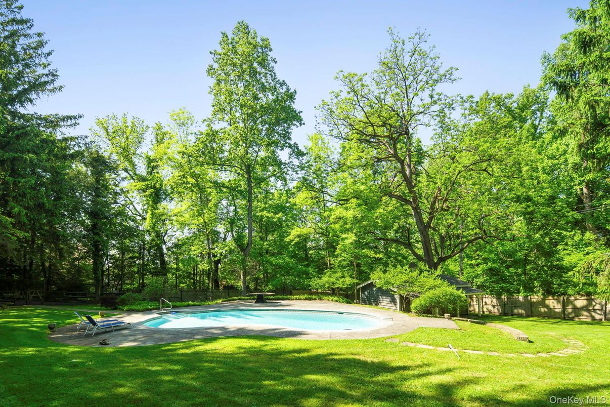 Backyard, Exterior, Pool