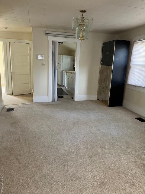 Chandelier, Empty room, Interior, Pendant Lights