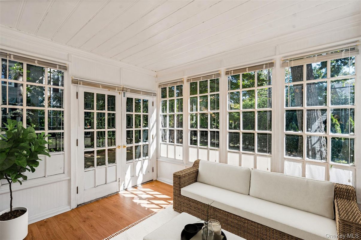 Interior, Sun Room, Wood Texture Flooring