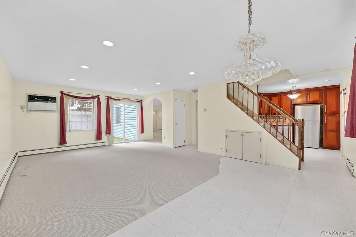 Chandelier, Interior, Kitchen, Pendant Lights, Recessed Lighting, Stainless Steel Appliances