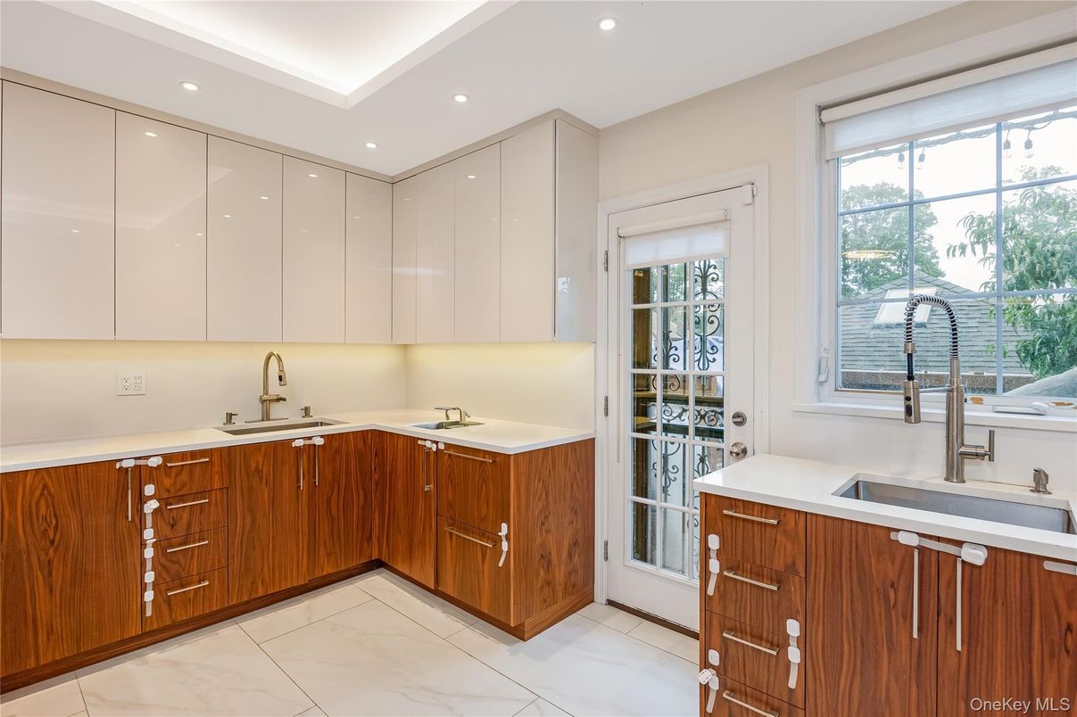Interior, Kitchen, Marble, Recessed Lighting