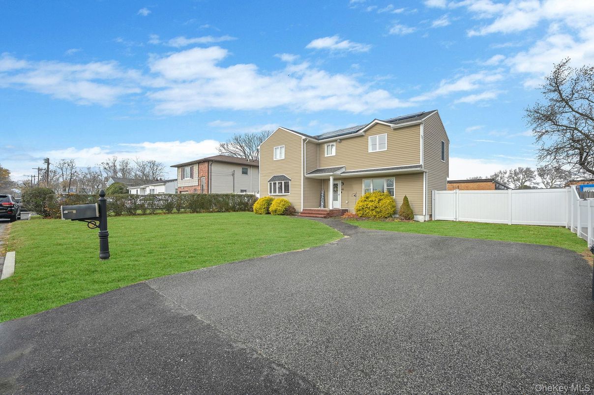 Attached, Backyard, Exterior, Facade, Cape Cod