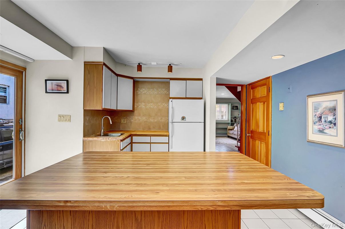 Interior, Kitchen, Recessed Lighting