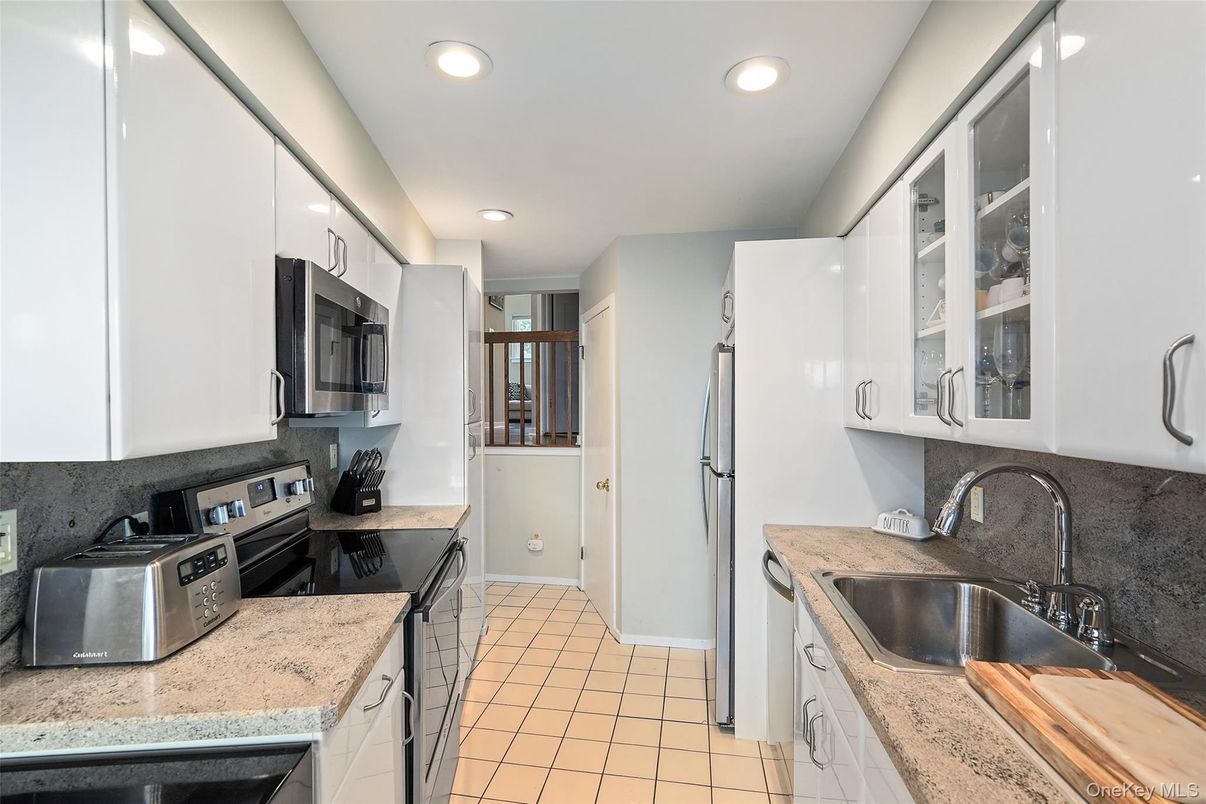 Interior, Kitchen, Recessed Lighting