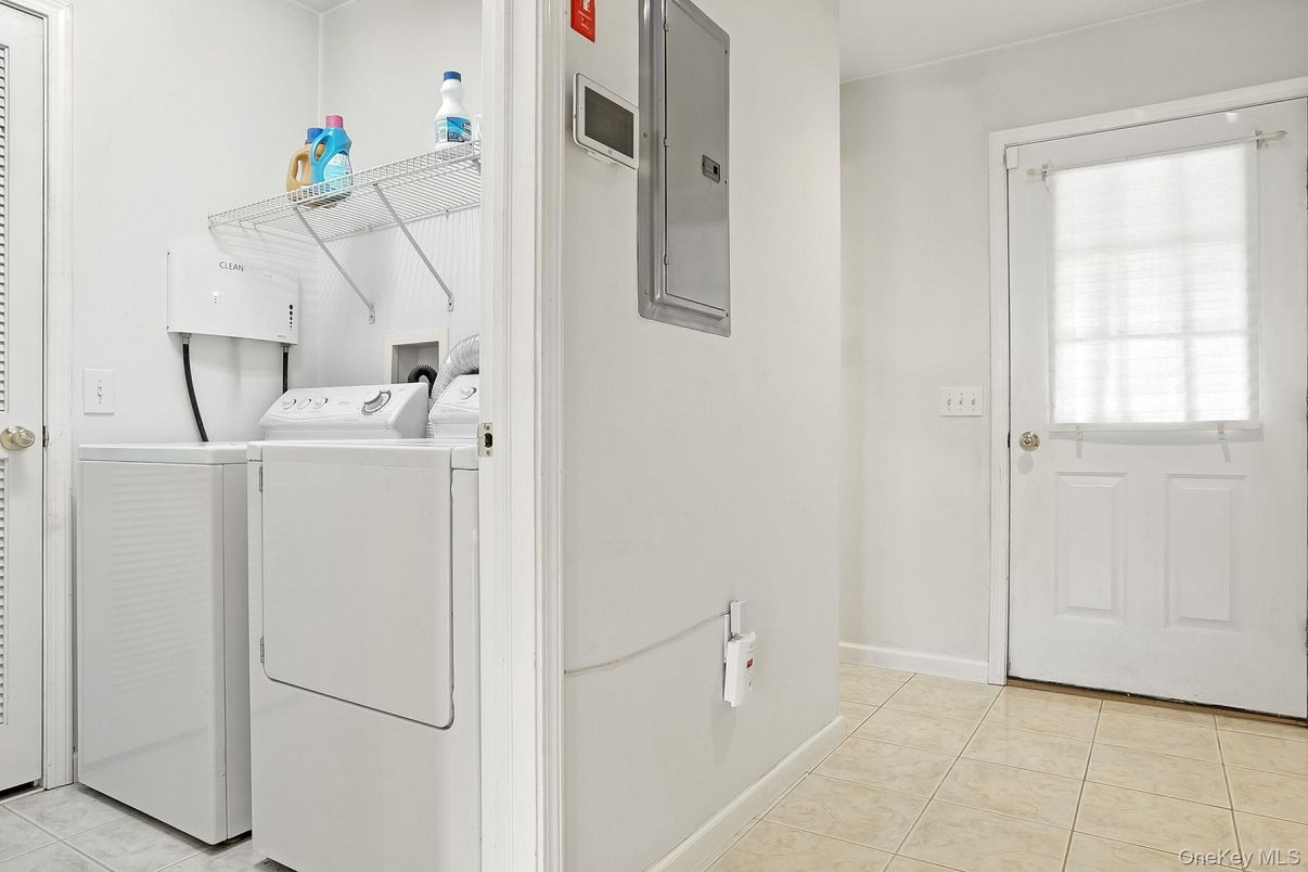 Interior, Utility Closets, Washer