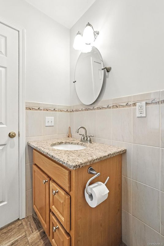 Bathroom, Interior, Wood Texture Flooring