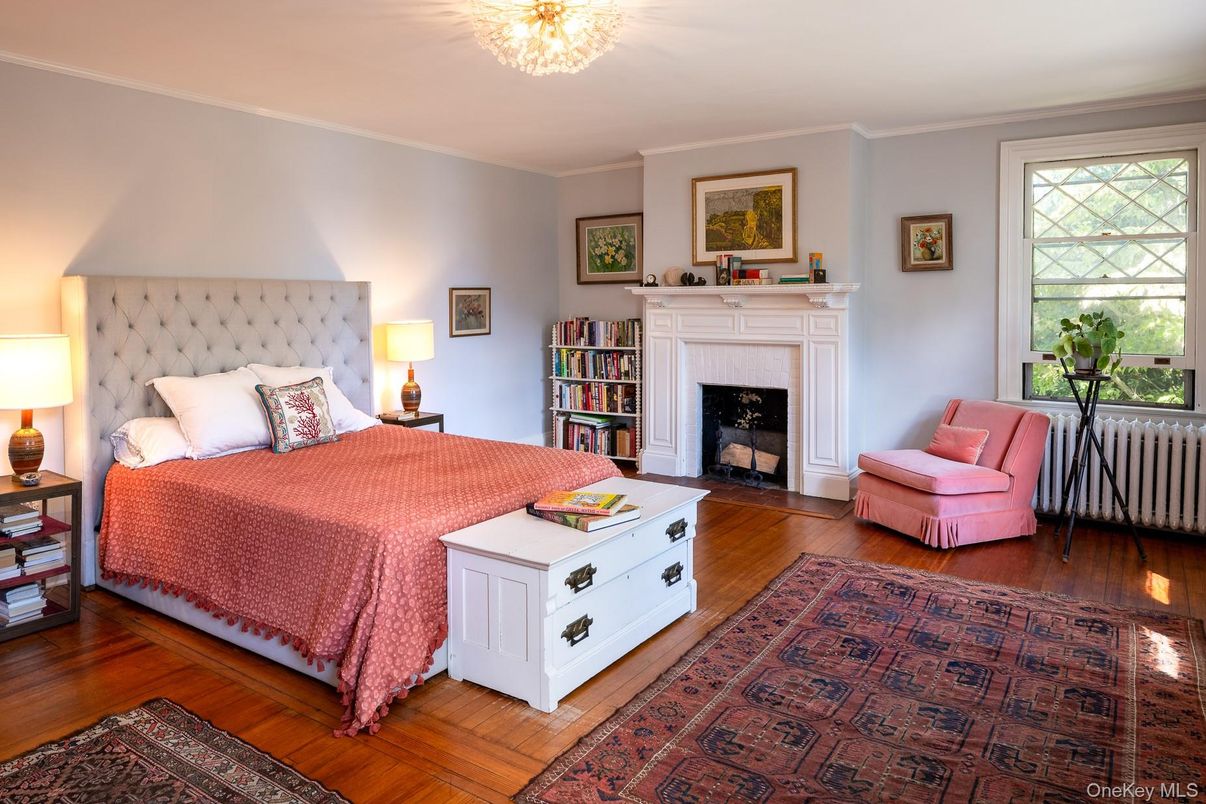 Bedroom, Fireplace, Interior, Wood Texture Flooring